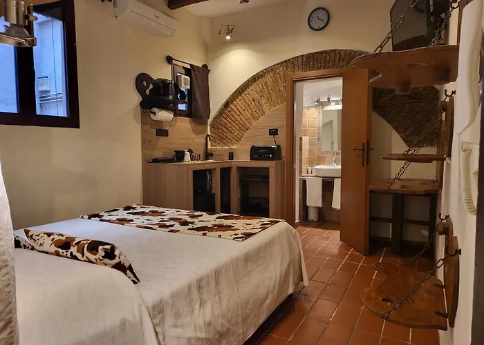 The Rabbit Hole Apartment *